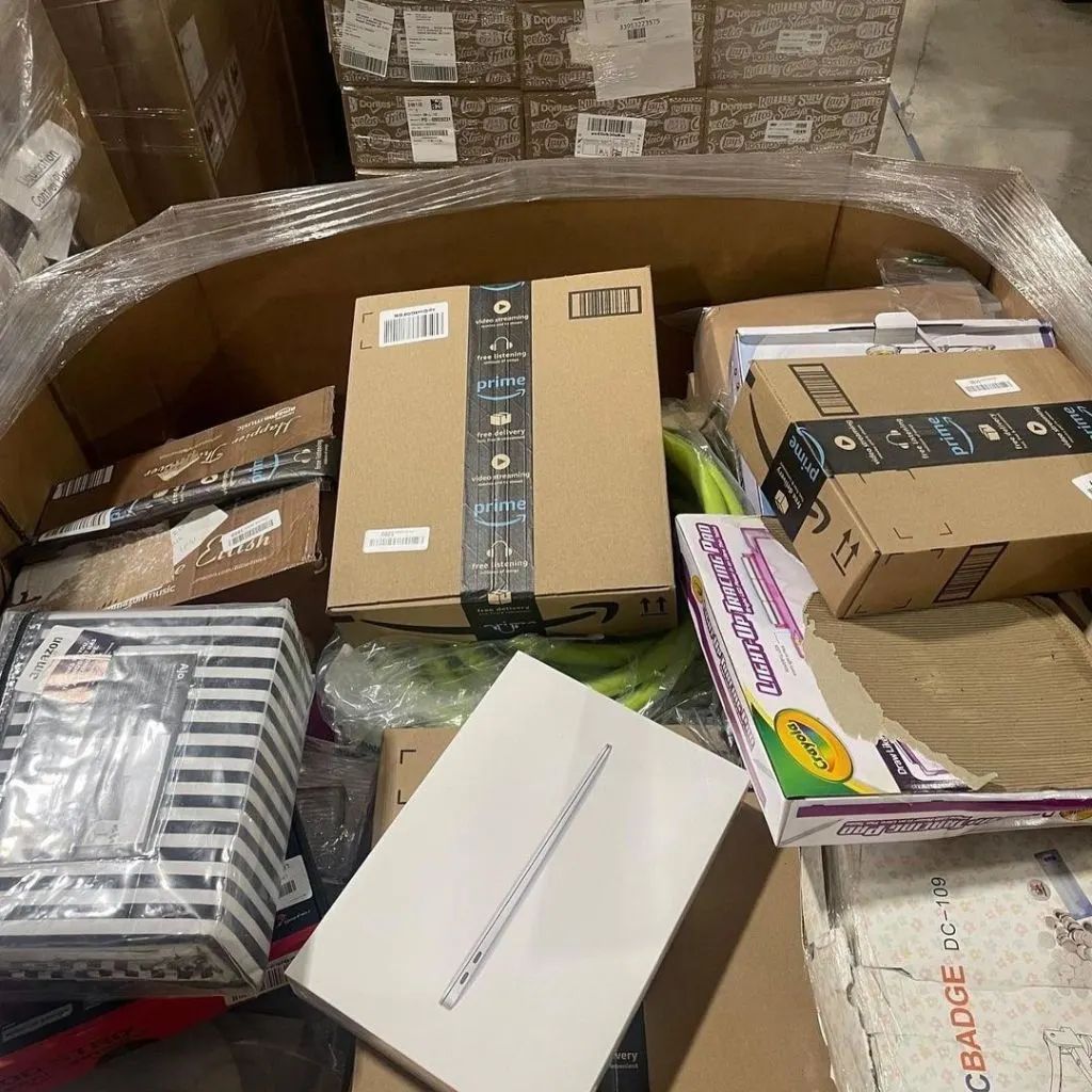 Amazon Medium Pallets Amazon Medium Pallets