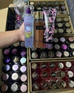 Perfumes Pallet