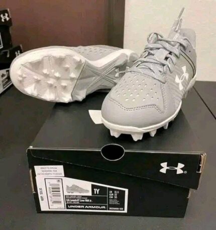 wholesale soccer cleats​